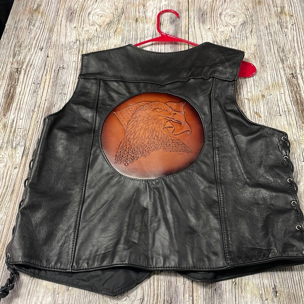 Steer Brand- Motorcycle vest- Men’s Med great condition